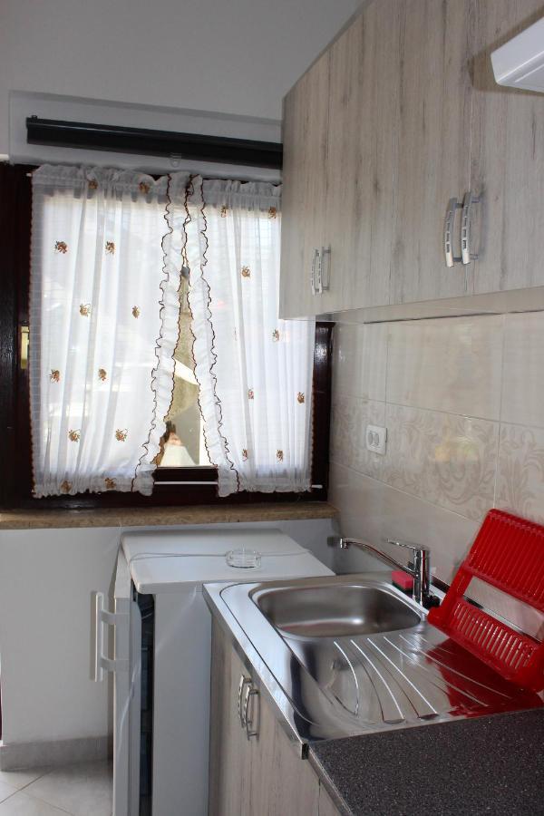 Laura'S Apartment Пореч Экстерьер фото